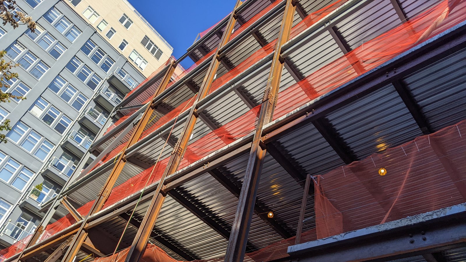 Steel beam construction